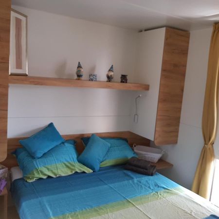 Mobile Home Pearl Of Murter 제제라 외부 사진