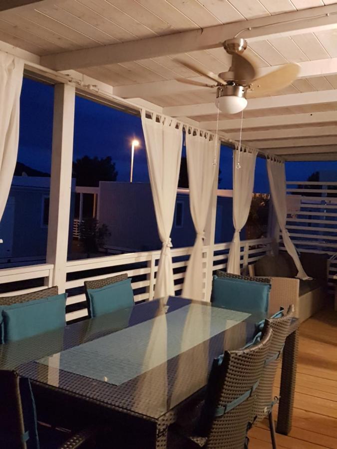 Mobile Home Pearl Of Murter 제제라 외부 사진